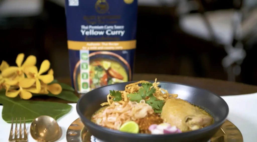 Khao soi noodle soup
